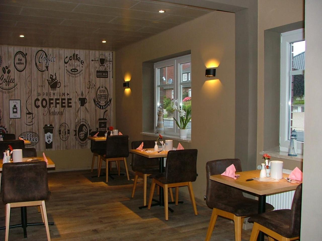 Hotel Thule คาโรลิเนนซีล ภายนอก รูปภาพ